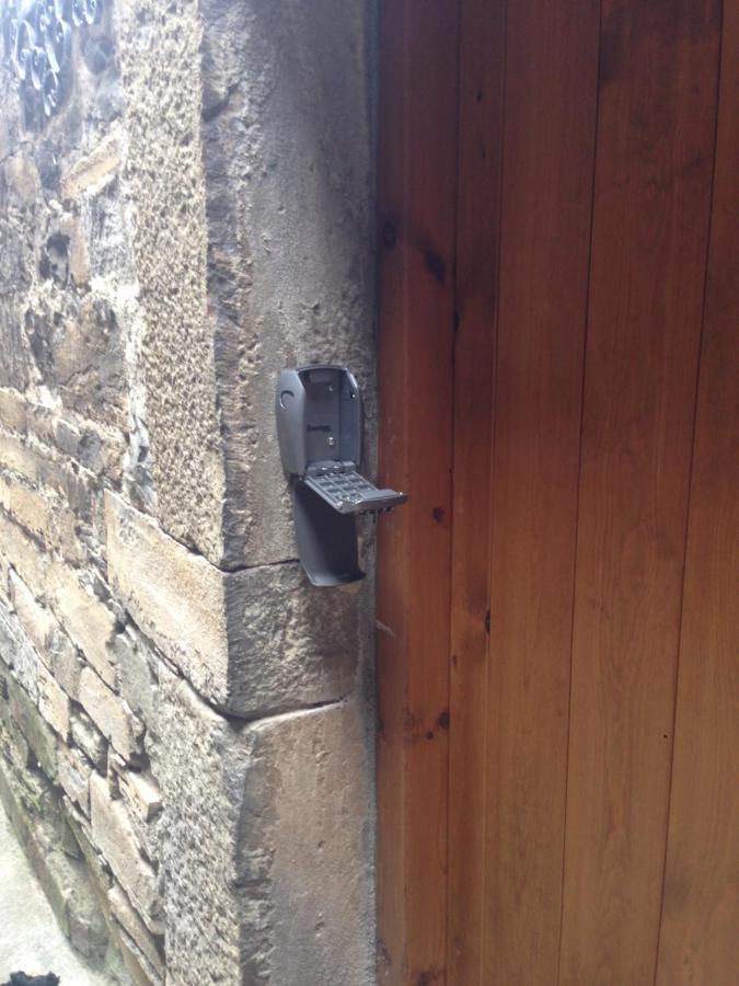 El Pueyo de Araguás Casa Encuentra, En El Pirineo Al Lado De Ainsaゲストハウス エクステリア 写真