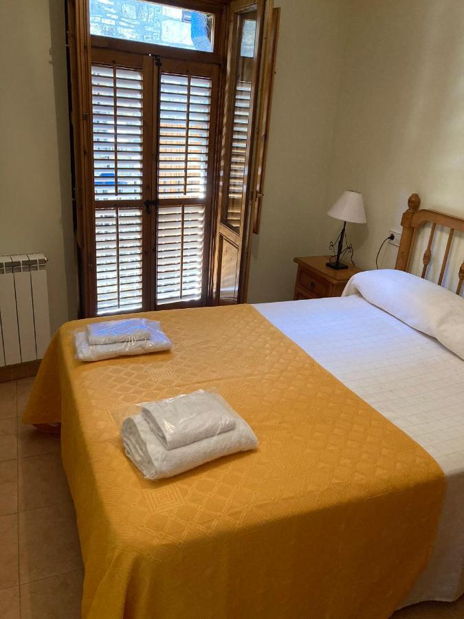 El Pueyo de Araguás Casa Encuentra, En El Pirineo Al Lado De Ainsaゲストハウス エクステリア 写真