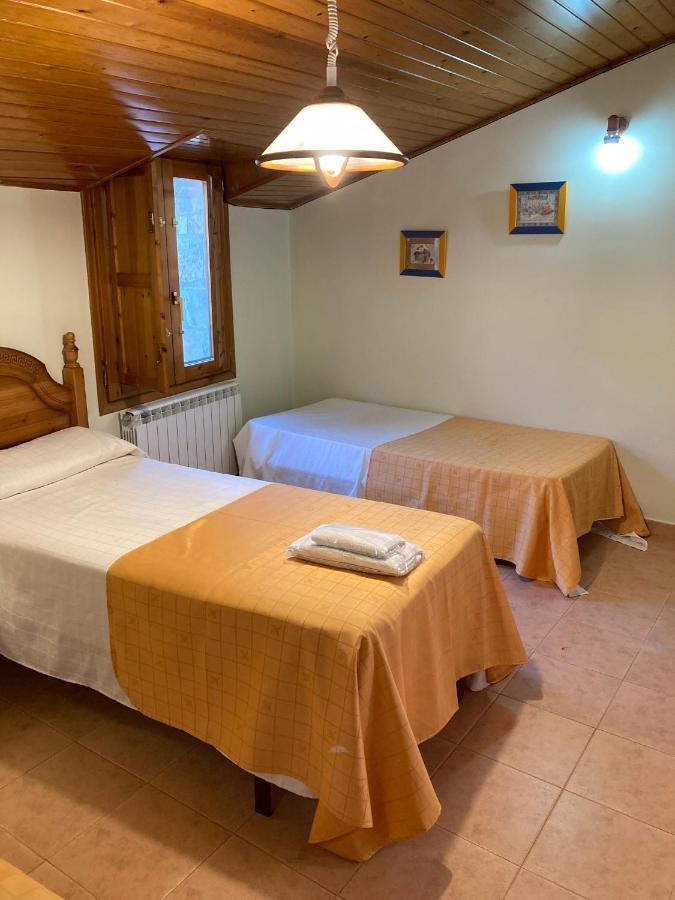 El Pueyo de Araguás Casa Encuentra, En El Pirineo Al Lado De Ainsaゲストハウス エクステリア 写真