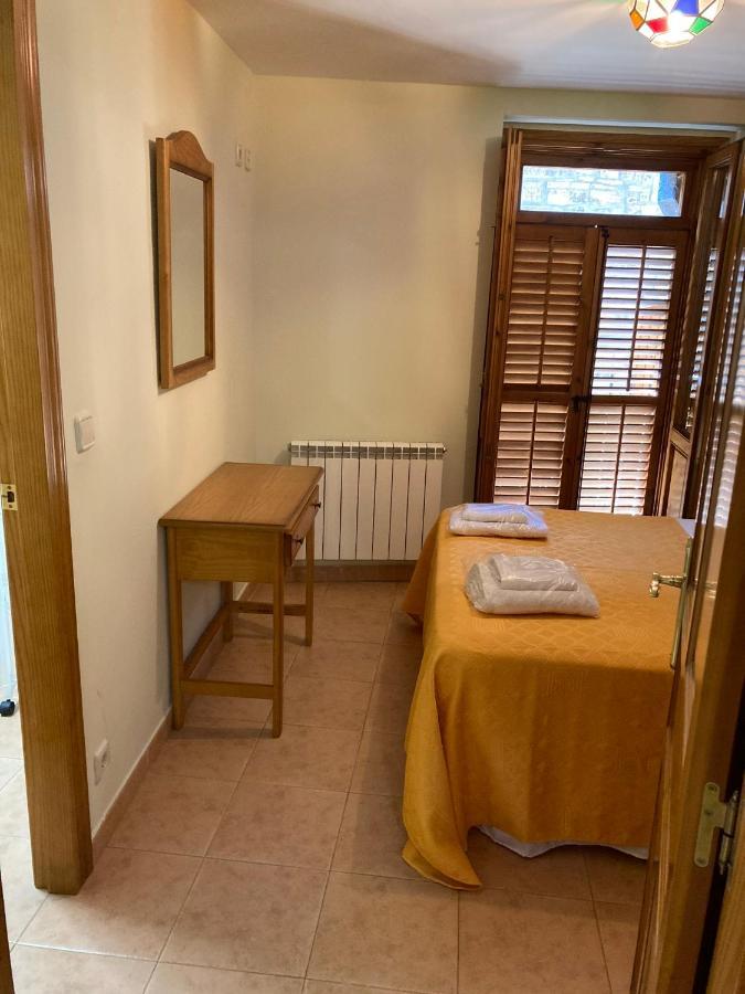 El Pueyo de Araguás Casa Encuentra, En El Pirineo Al Lado De Ainsaゲストハウス エクステリア 写真